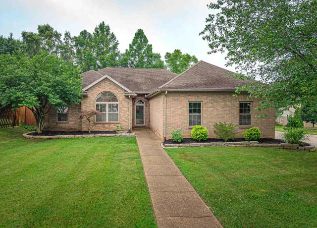 Property at 2601 Greatway Ct, Evansville, IN 47711, 3 beds, 2 baths
