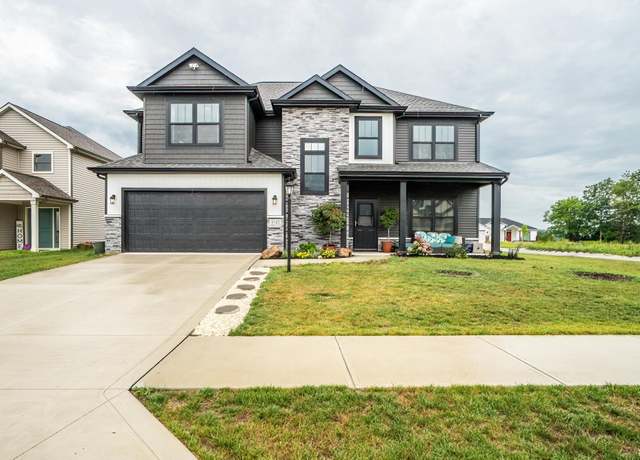 Property at 1043 Arthur Heights Dr, Fort Wayne, IN 46818, 4 beds, 2.5 baths