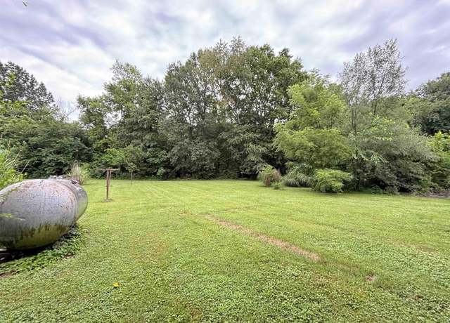 Property at 304 S 7th St St, Cayuga, IN 47928