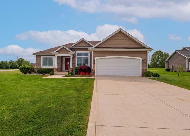Property at 50773 Villa Dr, Granger, IN 46530, 3 beds, 2 baths