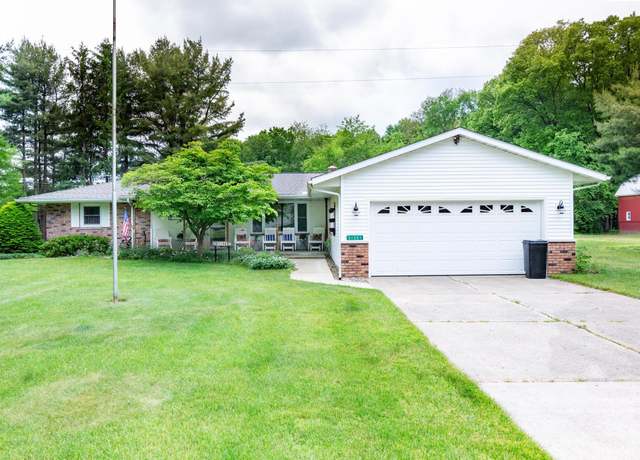 Property at 51551 County Road 1, Granger, IN 46530, 2 beds, 1.5 baths