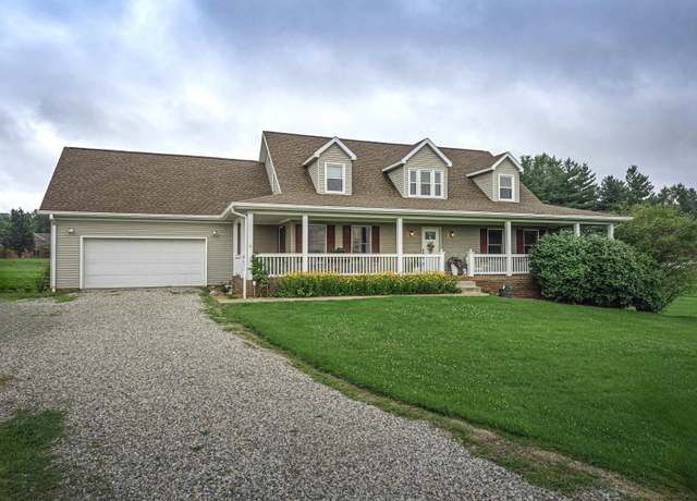 Property at 1815 Koring Rd, Evansville, IN 47720, 4 beds, 3 baths