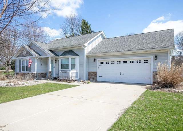 Property at 51558 Walerko Rd, Elkhart, IN 46514, 5 beds, 2 baths