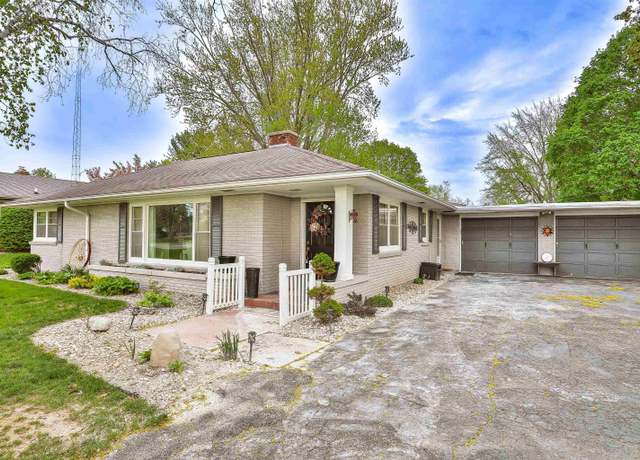 Property at 1203 Fisher Ave, Warsaw, IN 46580, 3 beds, 2 baths