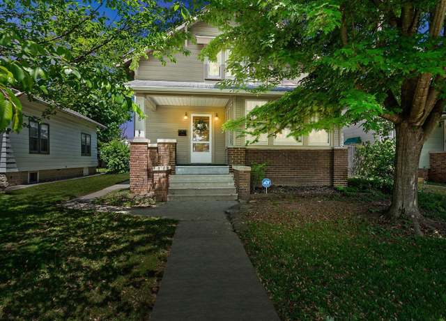 Property at 1018 Kinsmoor Ave, Fort Wayne, IN 46807, 3 beds, 2 baths