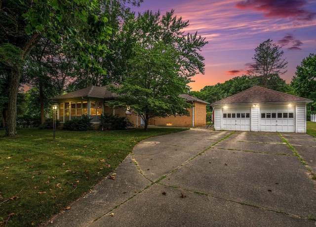 Property at 56859 Sundown Rd, South Bend, IN 46619, 3 beds, 2 baths