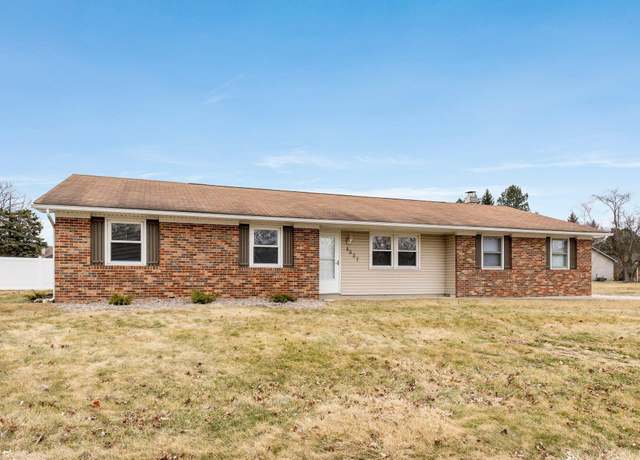 Property at 4527 Leeward Cv, Fort Wayne, IN 46804, 3 beds, 2 baths