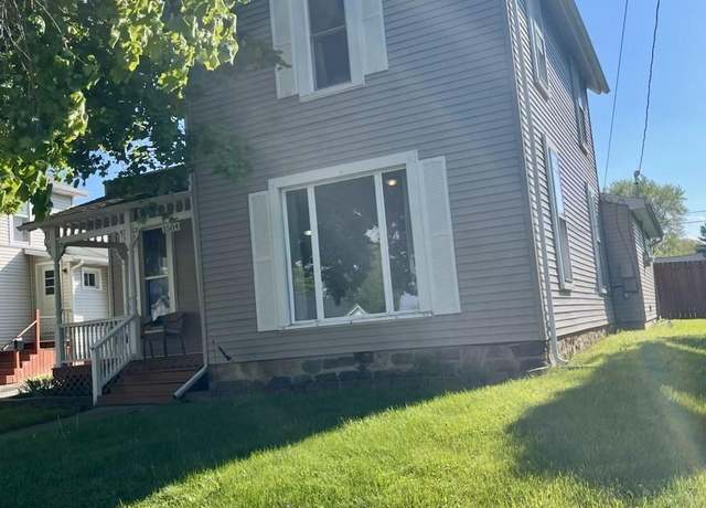 Property at 1504 Guilford St, Huntington, IN 46750, 3 beds, 2.5 baths