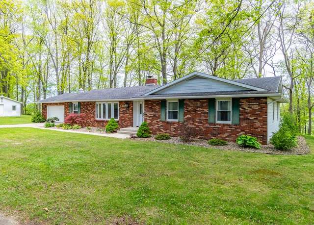 Property at 120 W Bellefontaine Rd, Pleasant Lake, IN 46779, 3 beds, 2 baths