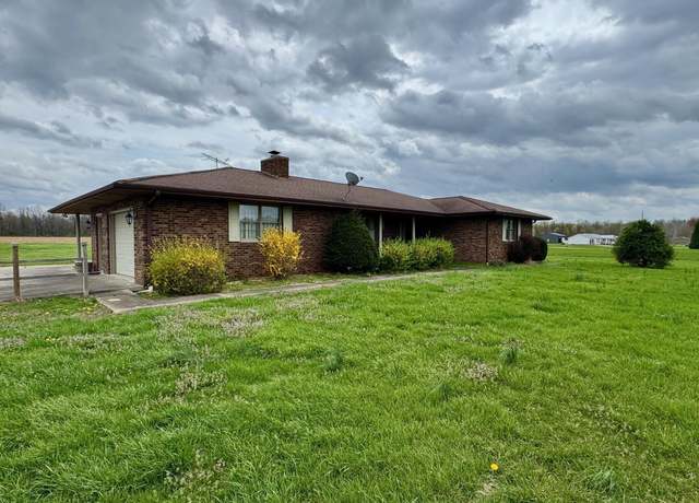 Property at 122 S 1225 Rd E, Oakland City, IN 47660, 3 beds, 2 baths