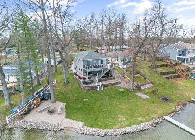 Property at 9049 E 480 S, Wolcottville, IN 46795, 3 beds, 2 baths