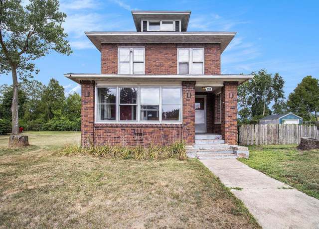 Property at 1201 Diamond Ave, South Bend, IN 46628, 4 beds, 3 baths