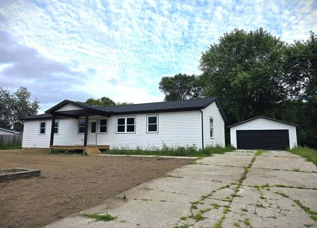 Property at 30050 Wren St, Elkhart, IN 46517, 3 beds, 2 baths