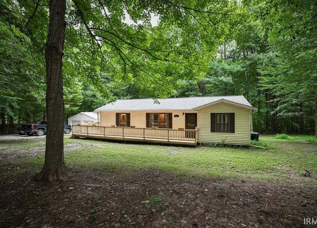 Property at 3896 E Dora Rd, Bloomington, IN 47408, 3 beds, 2 baths