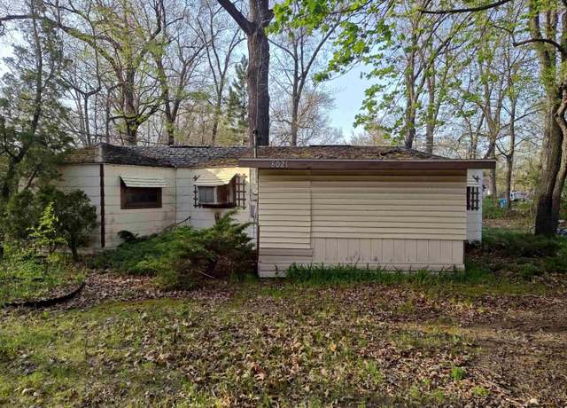 Property at 8021 N Bush St, Walkerton, IN 46574, 1 bed, 1 bath