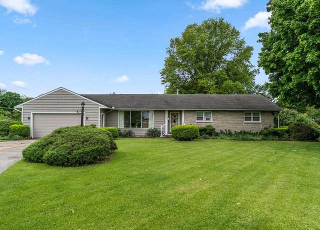 Property at 213 S Clark St, Auburn, IN 46706, 3 beds, 1.5 baths