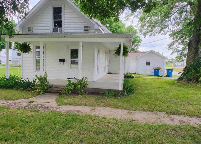 Property at 607 W 4th St, North Manchester, IN 46962, 3 beds, 1 bath