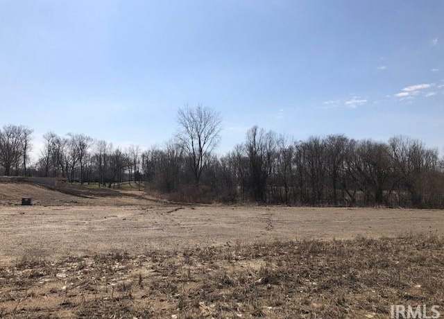Property at 1905 Golfview Dr, Auburn, IN 46706