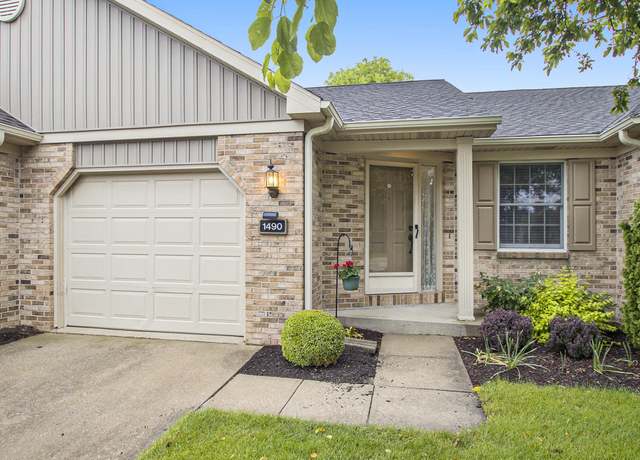Property at 1490 Hampton Cir, Goshen, IN 46526, 2 beds, 2 baths