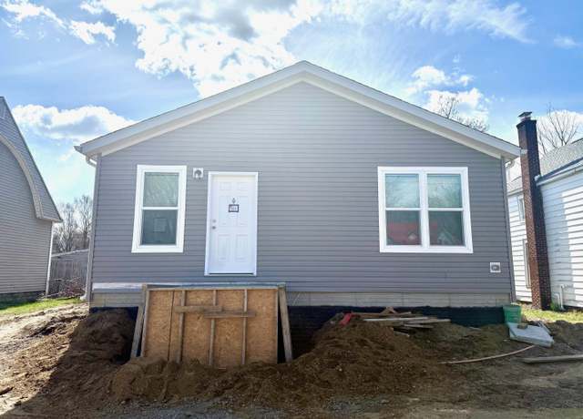 Property at 1505 Krau St, Elkhart, IN 46516, 3 beds, 2 baths