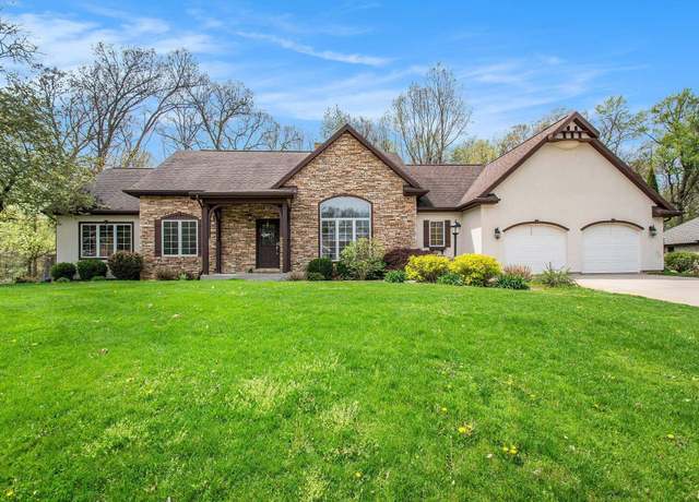 Property at 51823 Westwood Forest Dr, South Bend, IN 46628, 4 beds, 3.5 baths