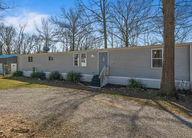 Property at 220 Lane 360 Jimmerson Lk, Fremont, IN 46737, 2 beds, 2 baths