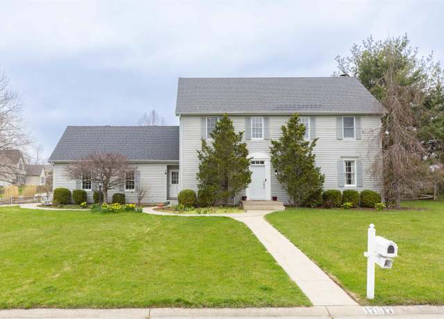 Property at 17917 Killington Way, South Bend, IN 46614, 6 beds, 4.5 baths