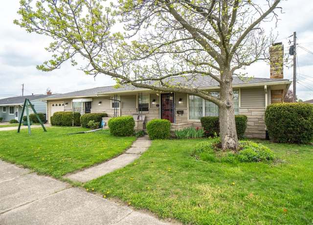 Property at 212 Eunice Dr, South Bend, IN 46615, 3 beds, 2.5 baths