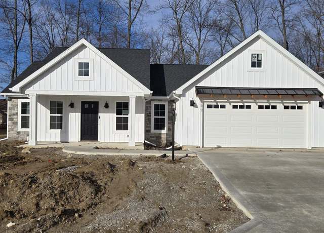 Property at 572 Valley River Dr, Columbia City, IN 46725, 3 beds, 2 baths