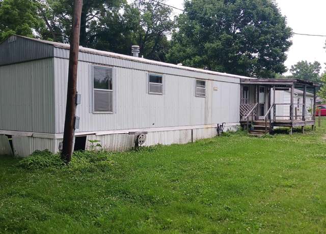 Property at 403 W Fillmore St, Staunton, IN 47881, 2 beds, 2 baths