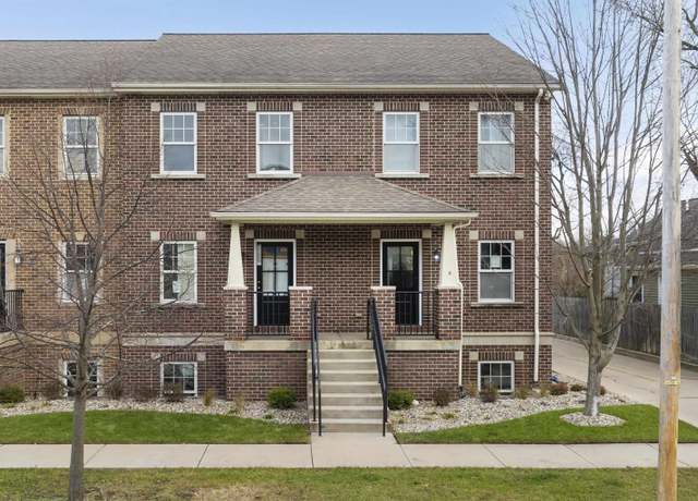 Property at 632 N Notre Dame Ave, South Bend, IN 46617, 4 beds, 4.5 baths