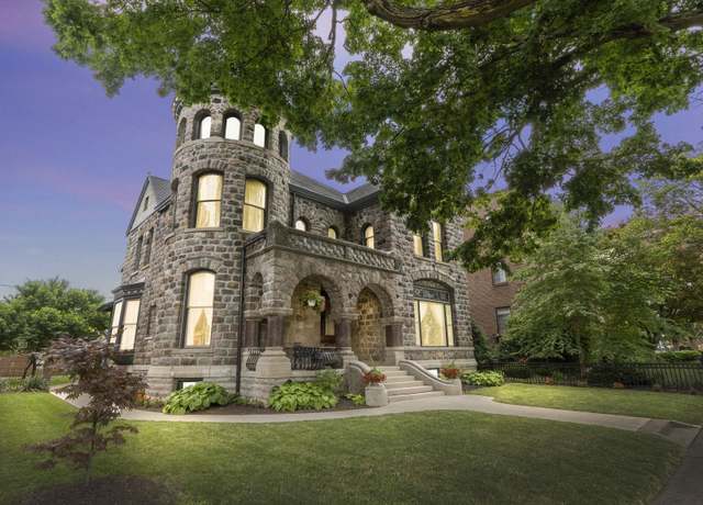 Property at 721 W Wayne St, Fort Wayne, IN 46802, 4 beds, 2.5 baths