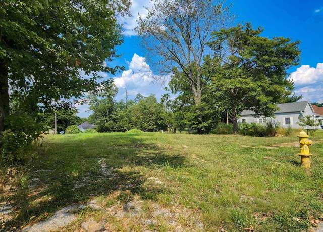 Property at 570 W Johnson St, Sullivan, IN 47882