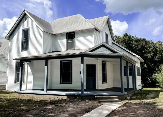Property at 733 S Armstrong St, Kokomo, IN 46901, 5 beds, 2.5 baths