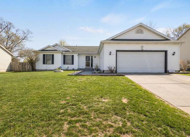 Property at 11358 Lauren Dr, Osceola, IN 46561, 3 beds, 2 baths
