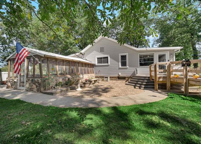 Property at 7816 N Sparrow Ct, Monticello, IN 47960, 2 beds, 1 bath