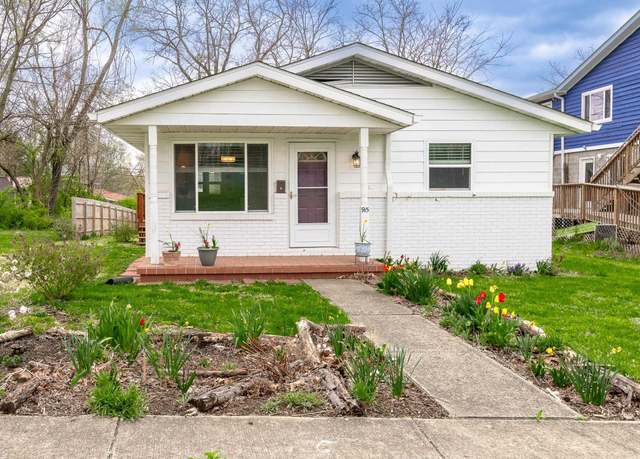 Property at 915 W 9th St, Bloomington, IN 47404, 2 beds, 2 baths