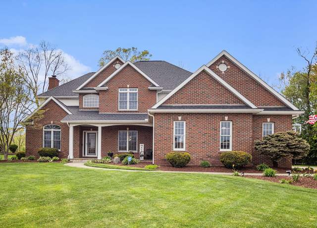 Property at 57971 Blue Heron Dr, Goshen, IN 46528, 5 beds, 3.5 baths