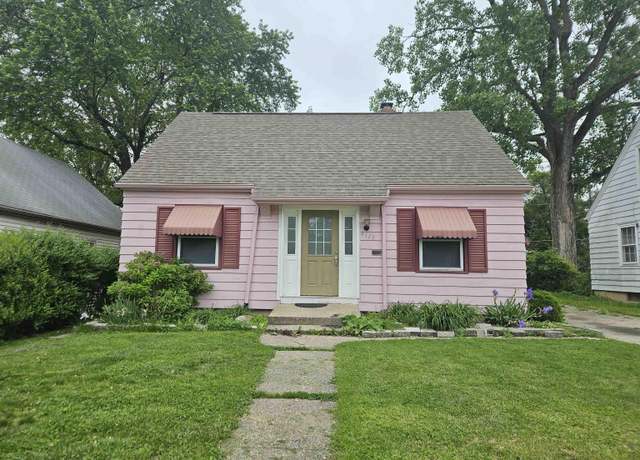 Property at 4129 Bowser Ave, Fort Wayne, IN 46806, 2 beds, 1.5 baths