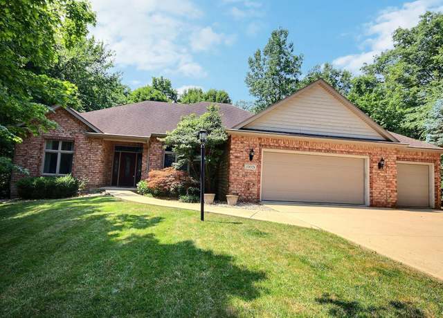 Property at 10021 Lanewood Ct, Fort Wayne, IN 46804, 4 beds, 3 baths