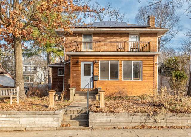 Property at 1113 E Wylie St, Bloomington, IN 47401, 4 beds, 2.5 baths
