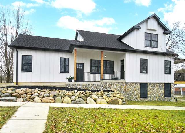 Property at 702 E College Ave, Culver, IN 46511, 5 beds, 3.5 baths