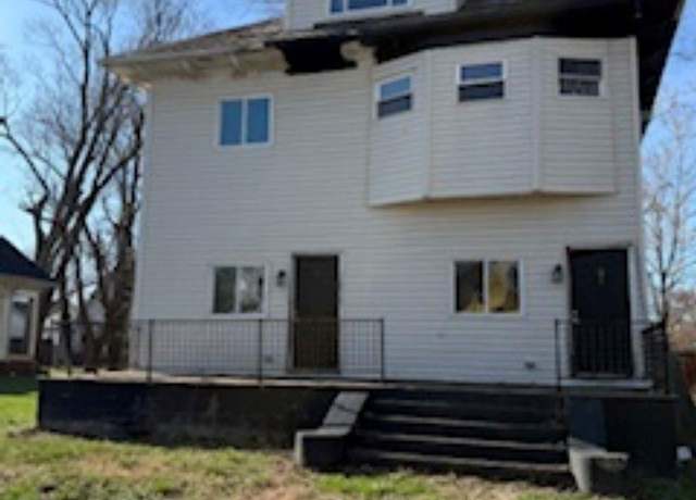 Property at 609 Adams St, Evansville, IN 47713, 4 beds, 2 baths