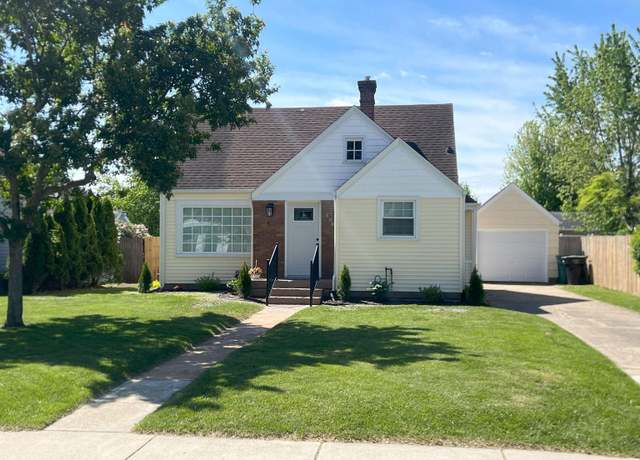 Property at 106 W Ben St, New Carlisle, IN 46552, 3 beds, 2 baths