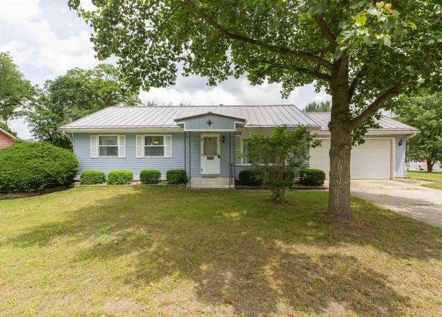 Property at 52990 Helmen Ave, South Bend, IN 46637, 3 beds, 2 baths