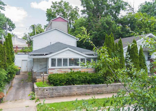 Property at 539 S Washington St, Bloomington, IN 47401, 3 beds, 2 baths