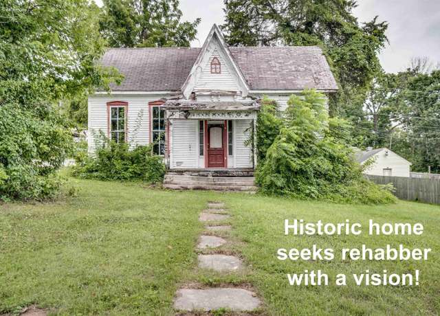 Property at 122 S Sale St, Ellettsville, IN 47429, 1 bed, 1 bath