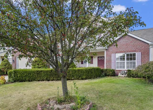 Property at 224 Chisholm Pl, Fort Wayne, IN 46825, 4 beds, 2.5 baths