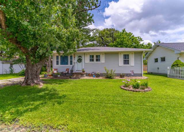 Property at 1027 N Alvord Blvd, Evansville, IN 47711, 3 beds, 1 bath