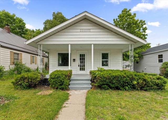 Property at 1815 E Bowman St, South Bend, IN 46613, 2 beds, 1.5 baths